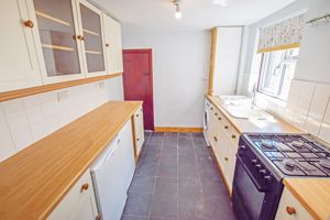 Kitchen- click for photo gallery